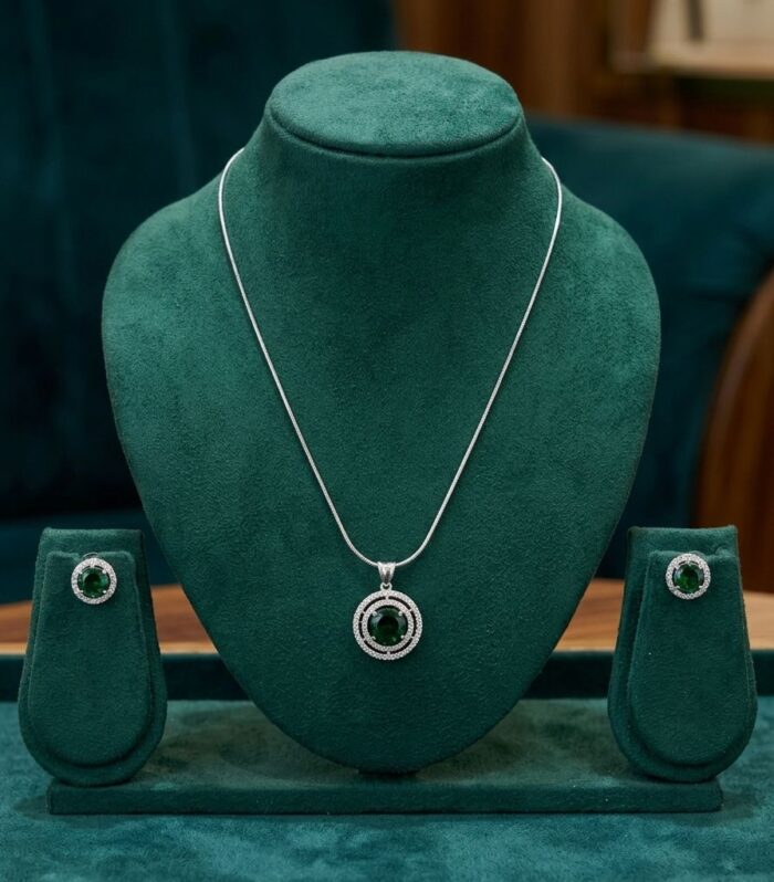 AD Pendant Set