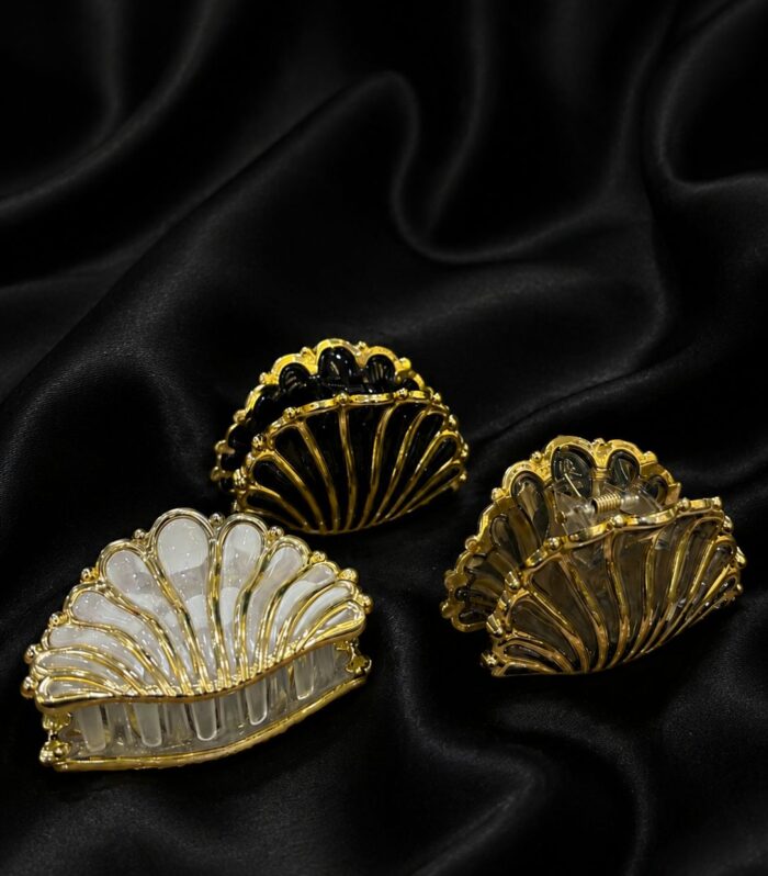 Pearl Shell Hair Clips